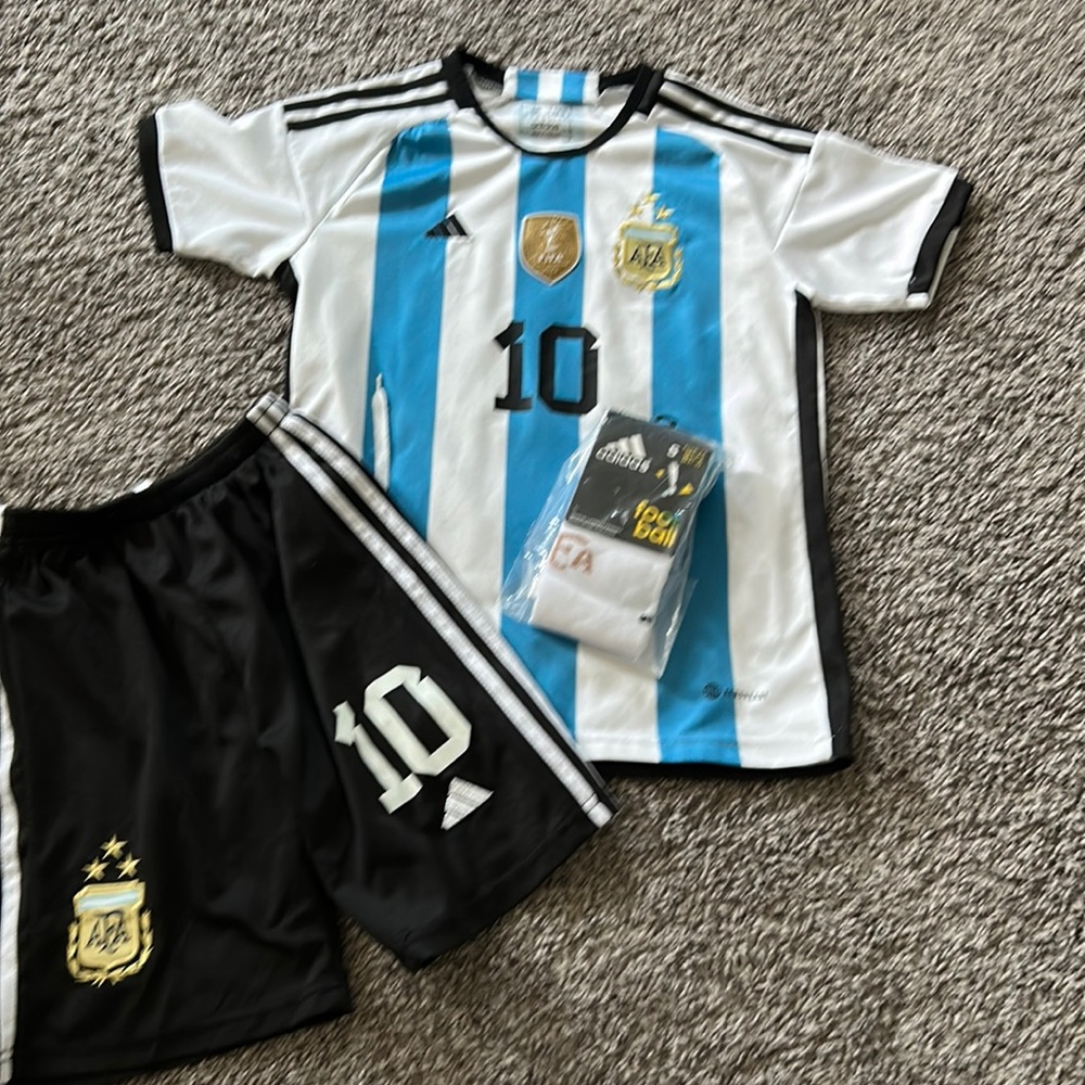 Boys ADIDAS Set Argentina Messi 10: Jersey,Shorts,Socks World Cup 2022 /3 Stars